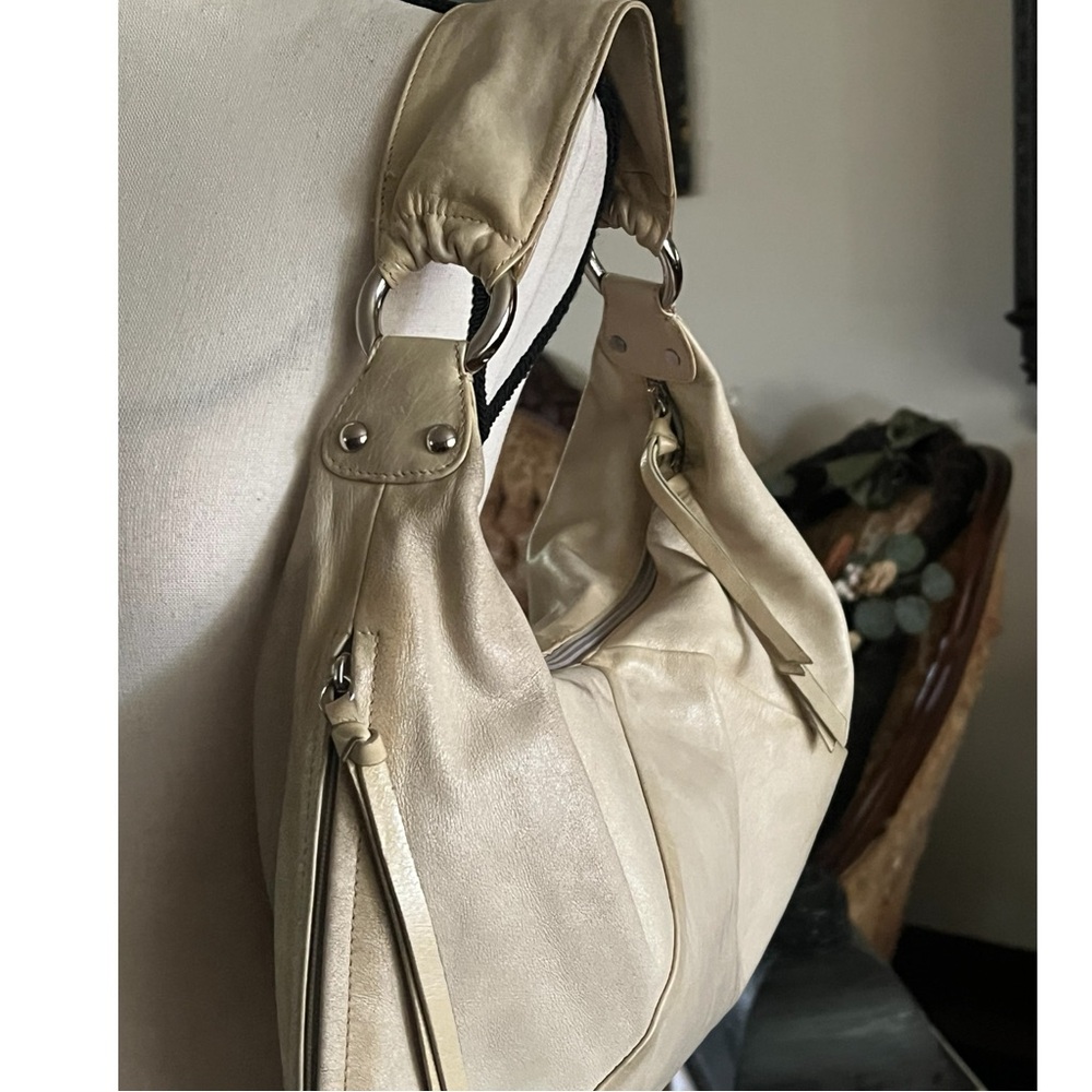 HOBO light celery green Wide Strap Subtle Leather Handbag. - Picture 8 of 10